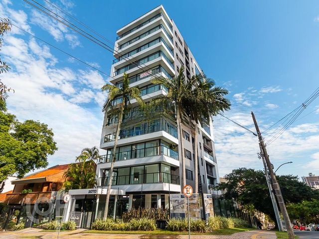 Apartamento com 114m², 2 dormitórios, 2 suítes, 2 vagas, Rio Branco em Porto Alegre