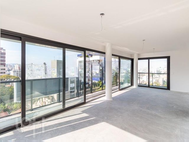 Apartamento com 114m², 2 dormitórios, 2 suítes, 2 vagas, Rio Branco em Porto Alegre