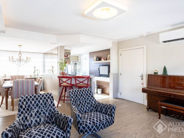 Apartamento com 79m², 2 dormitórios, 1 suíte, 1 vaga, Menino Deus em Porto Alegre