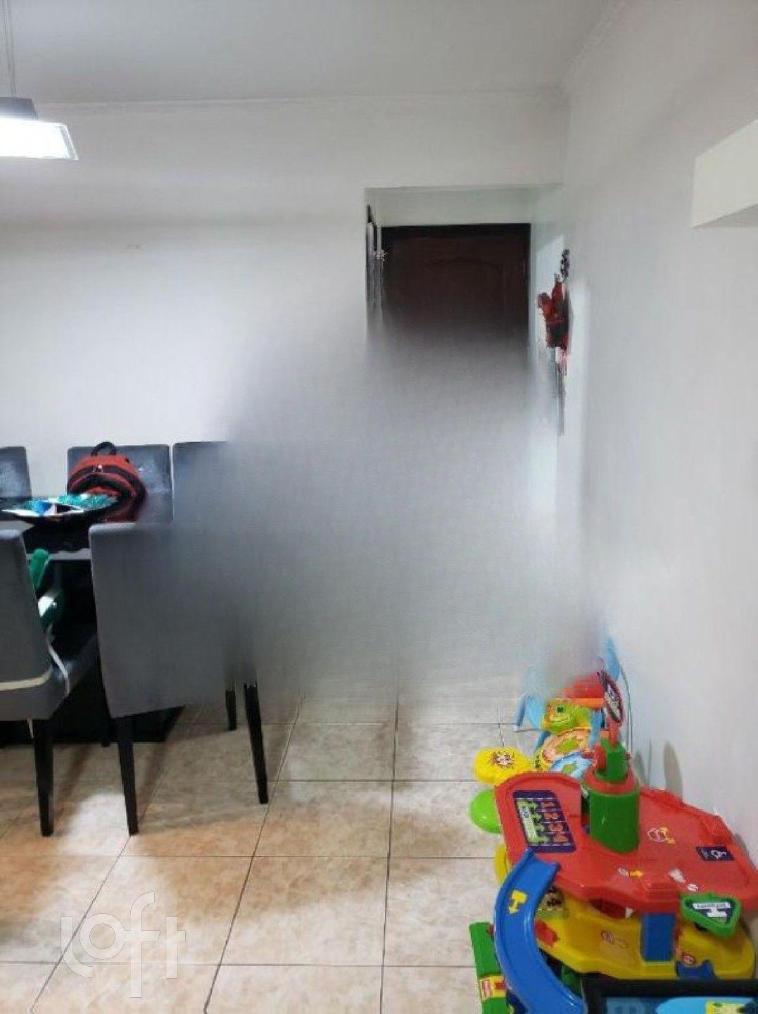 Apartamento à venda com 3 quartos, 96m² - Foto 2