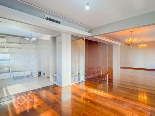 Apartamento com 250m², 4 dormitórios, 1 suíte, 2 vagas, Santana em Porto Alegre
