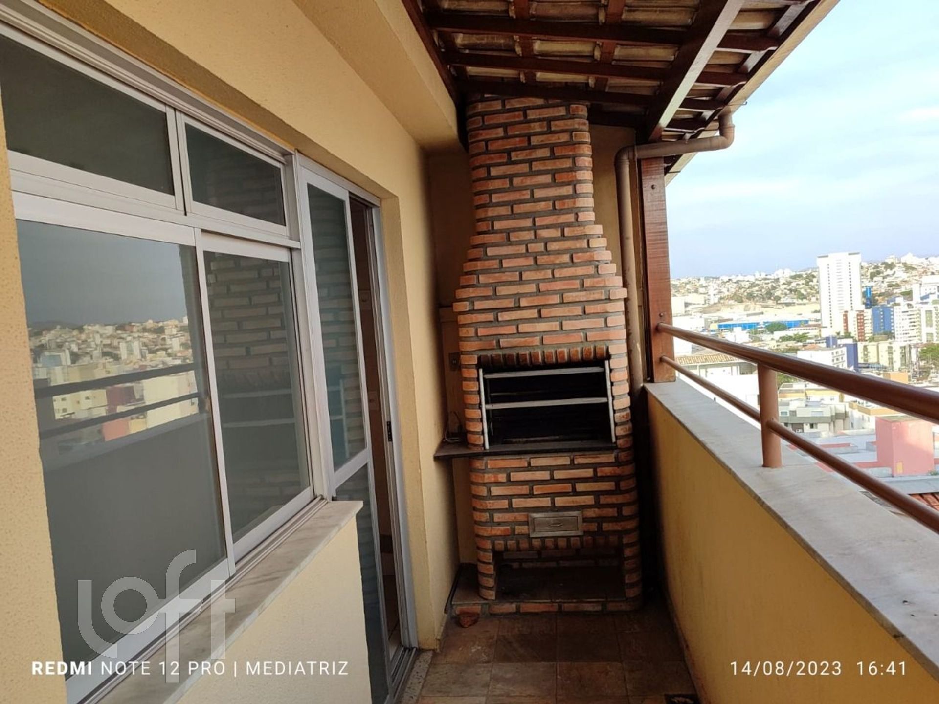 Apartamento à venda com 4 quartos, 190m² - Foto 14