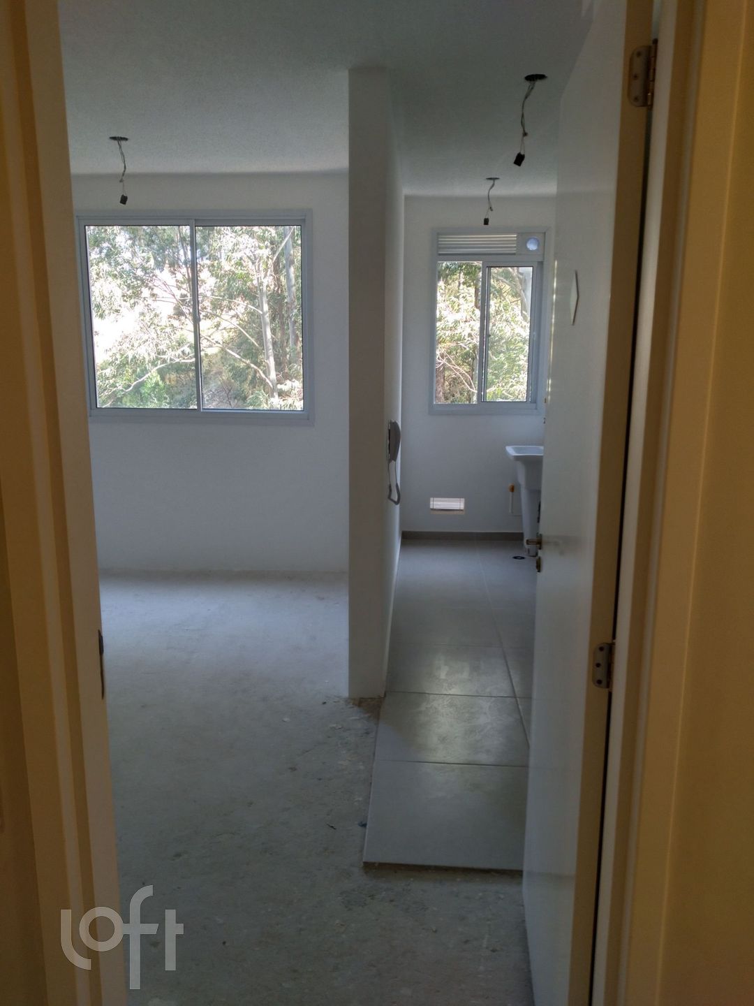 Apartamento à venda com 2 quartos, 42m² - Foto 1