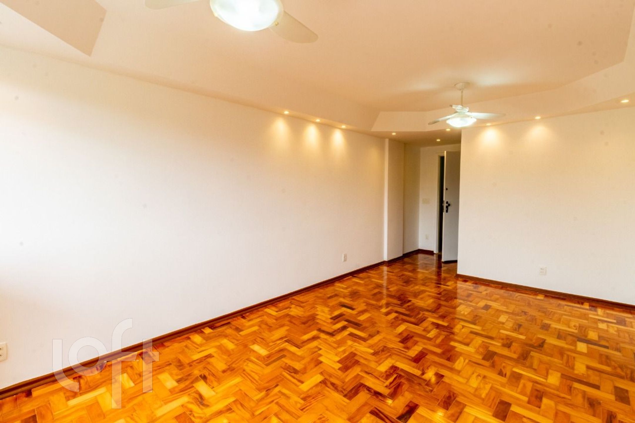 Apartamento à venda com 2 quartos, 92m² - Foto 27