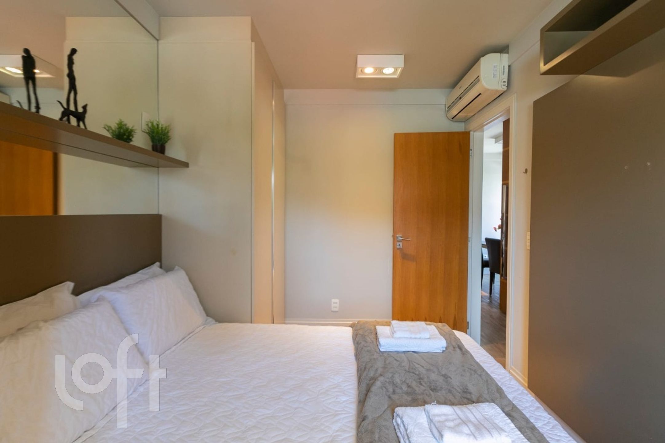 Apartamento à venda com 2 quartos, 69m² - Foto 14