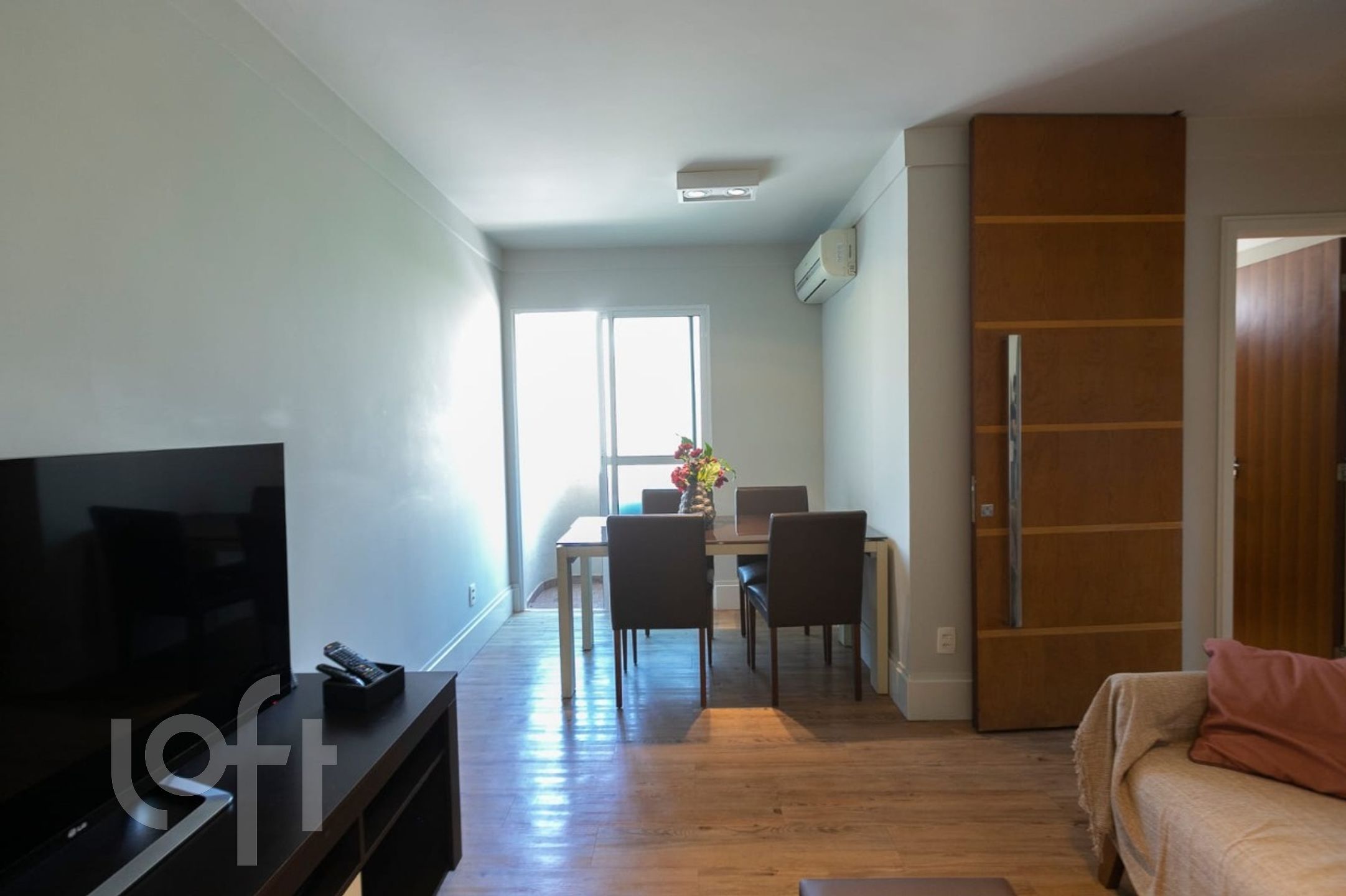 Apartamento à venda com 2 quartos, 69m² - Foto 2