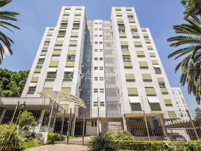 Apartamento com 76m², 2 dormitórios, 1 vaga, Petrópolis em Porto Alegre