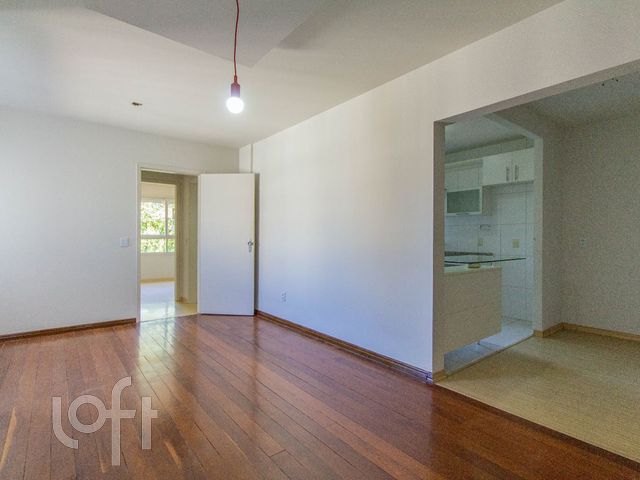 Apartamento com 76m², 2 dormitórios, 1 vaga, Petrópolis em Porto Alegre