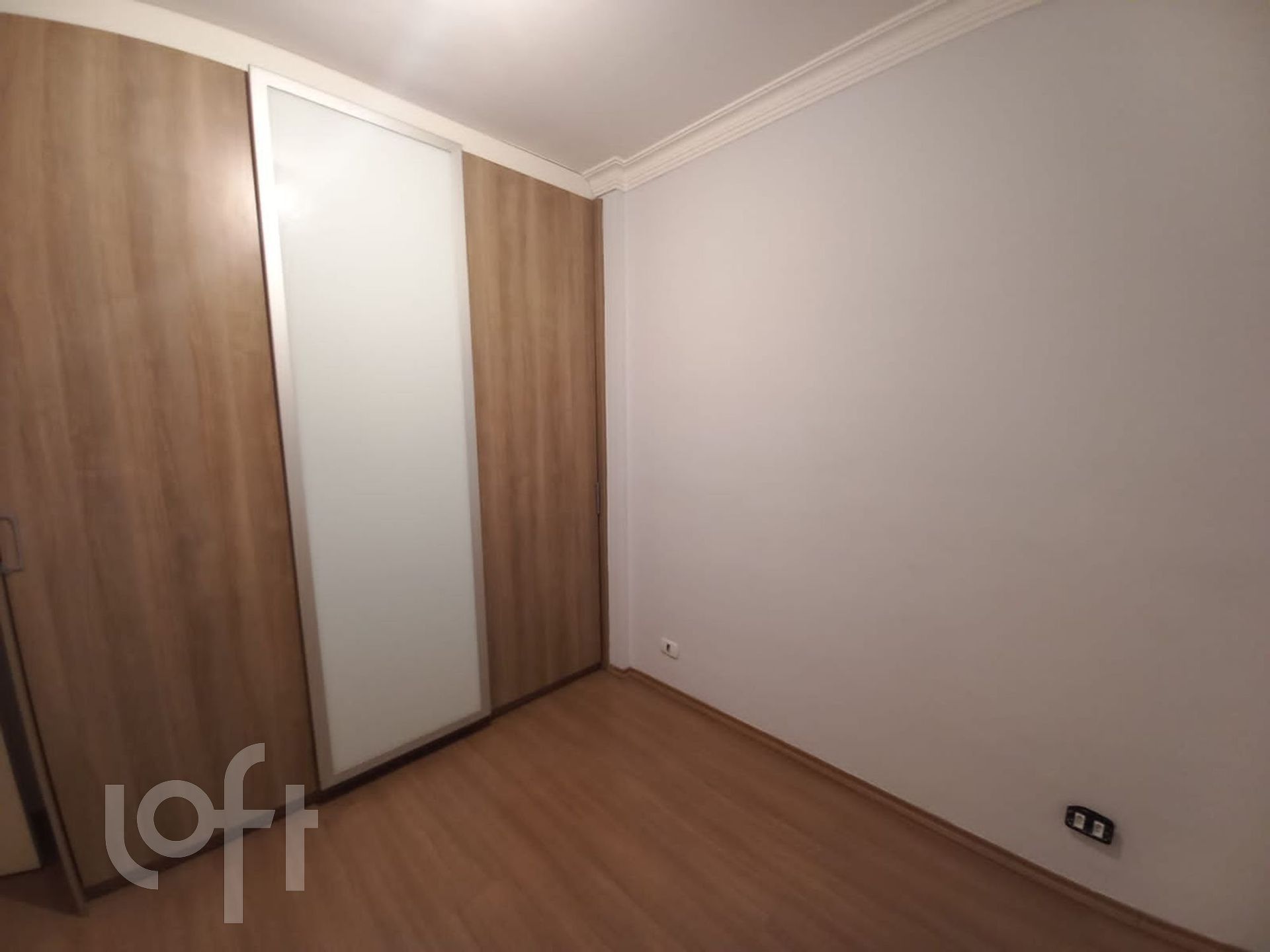 Apartamento à venda com 2 quartos, 60m² - Foto 4