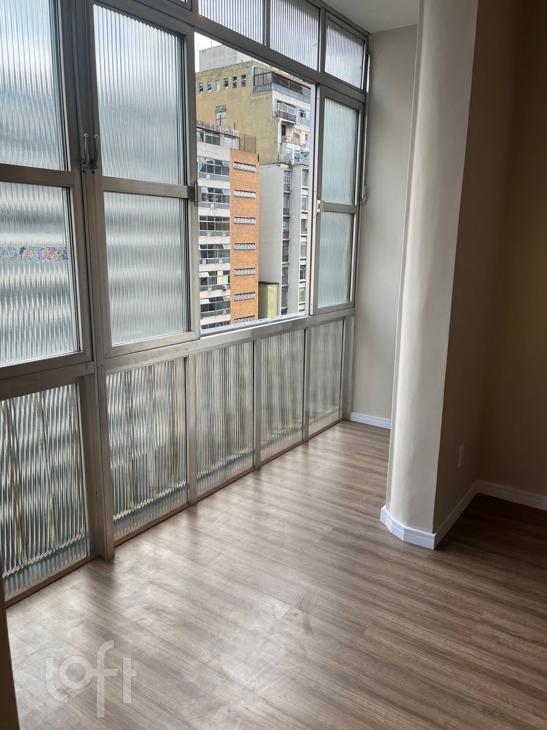 Apartamento à venda com 2 quartos, 45m² - Foto 2