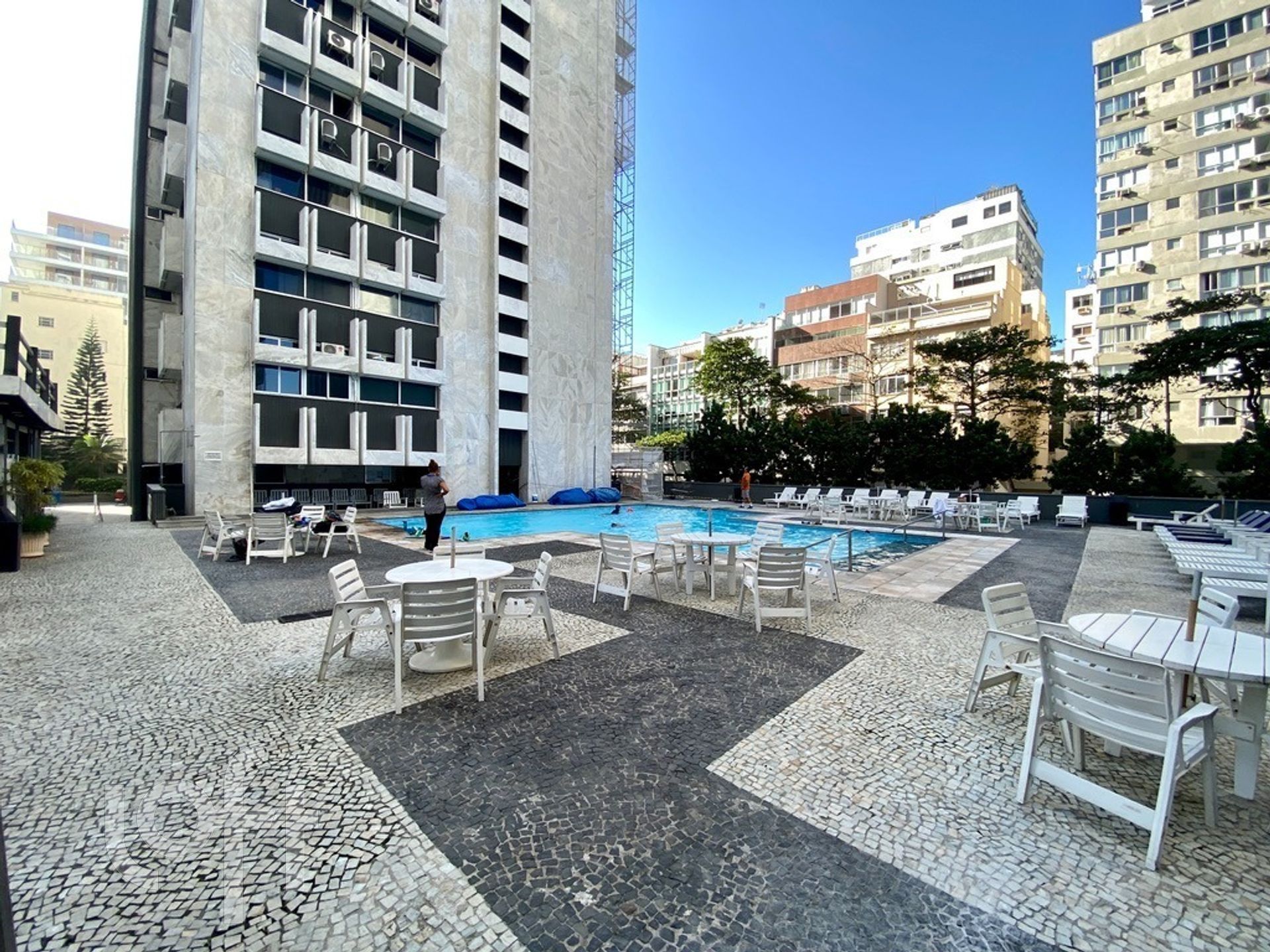 Apartamento à venda com 4 quartos, 275m² - Foto 33