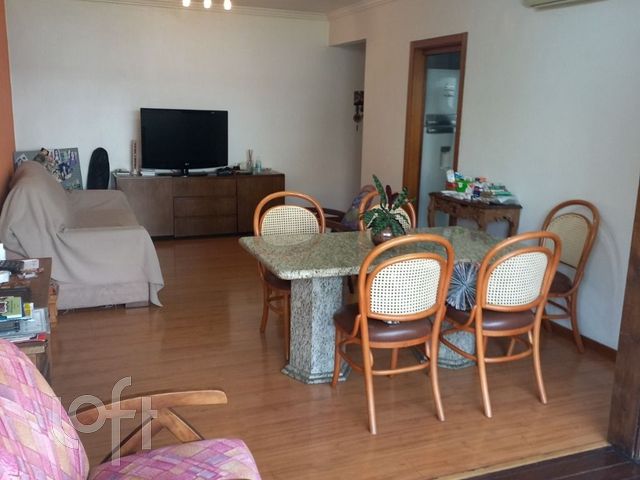 Apartamento com 86m², 3 dormitórios, 1 suíte, São João em Porto Alegre