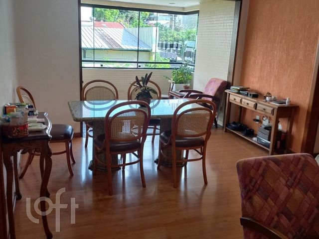 Apartamento com 86m², 3 dormitórios, 1 suíte, São João em Porto Alegre