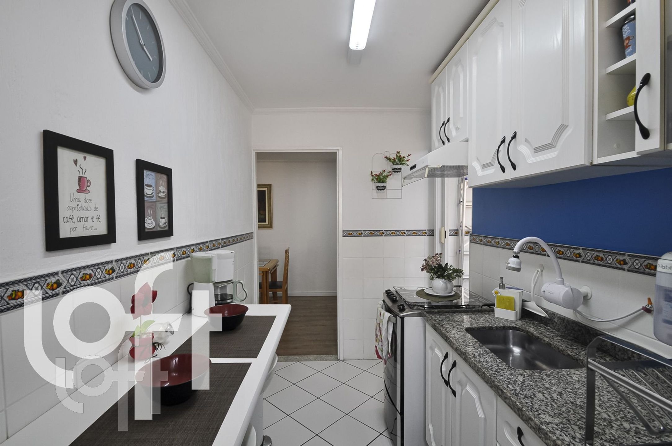 Apartamento à venda com 2 quartos, 65m² - Foto 30