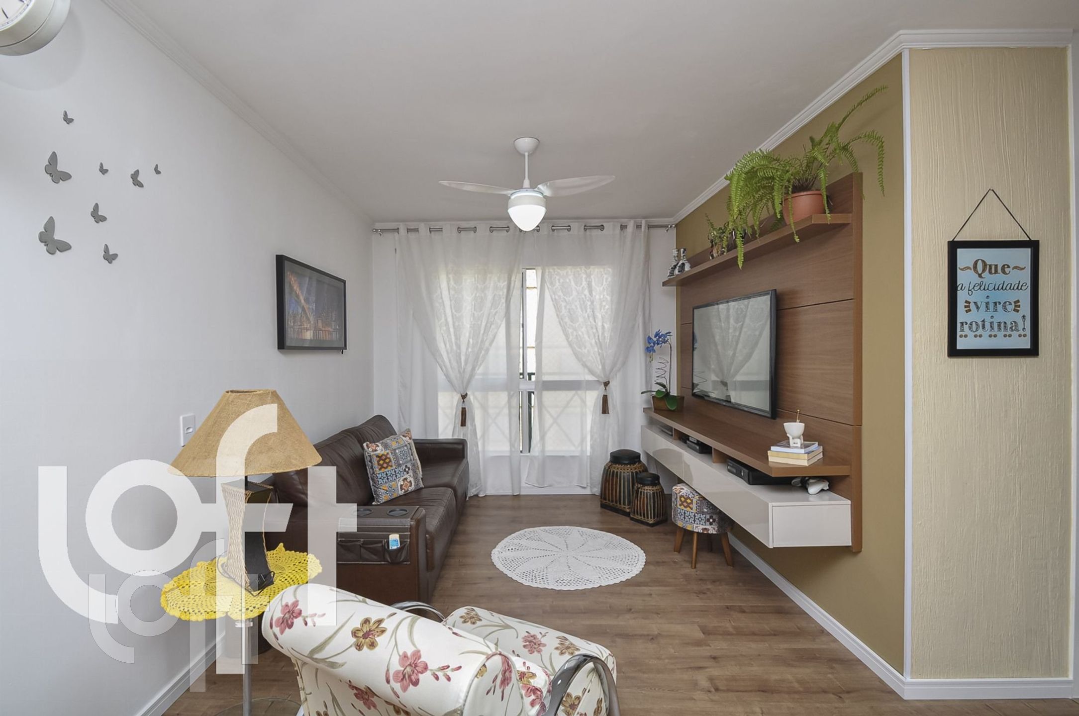 Apartamento à venda com 2 quartos, 65m² - Foto 1