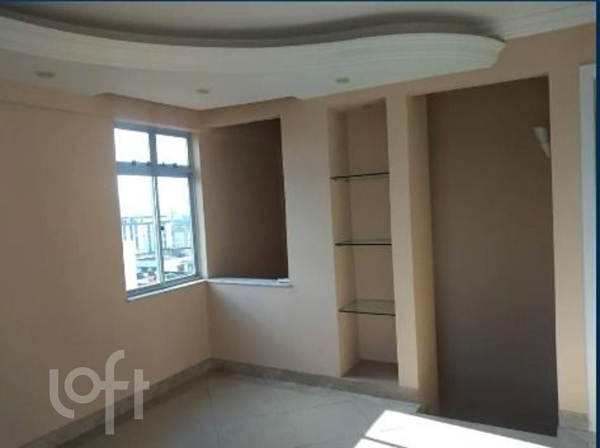 Apartamento à venda com 3 quartos, 180m² - Foto 3