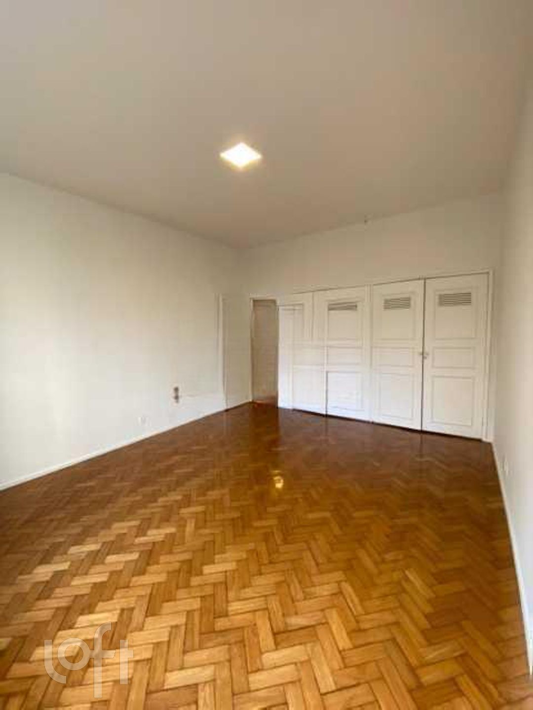 Apartamento à venda com 4 quartos, 270m² - Foto 11