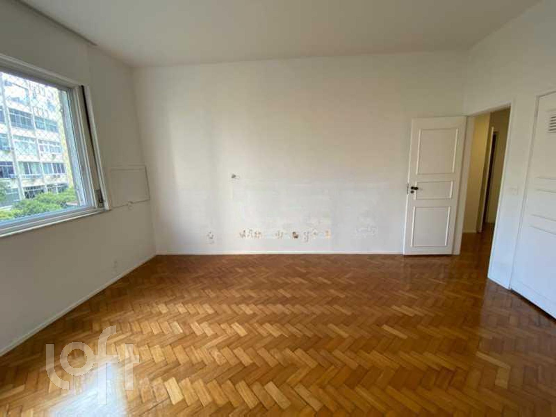 Apartamento à venda com 4 quartos, 270m² - Foto 17