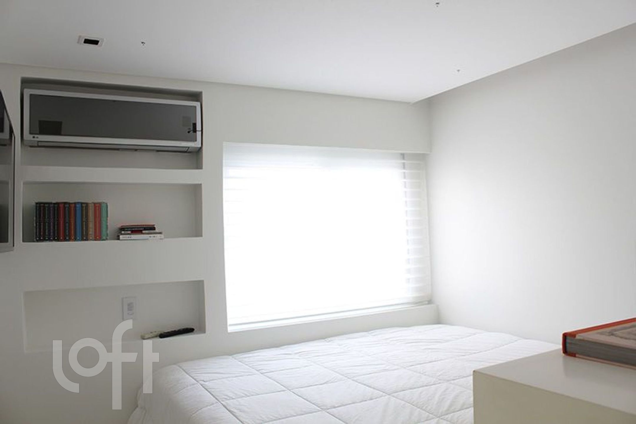 Apartamento à venda com 1 quarto, 76m² - Foto 3