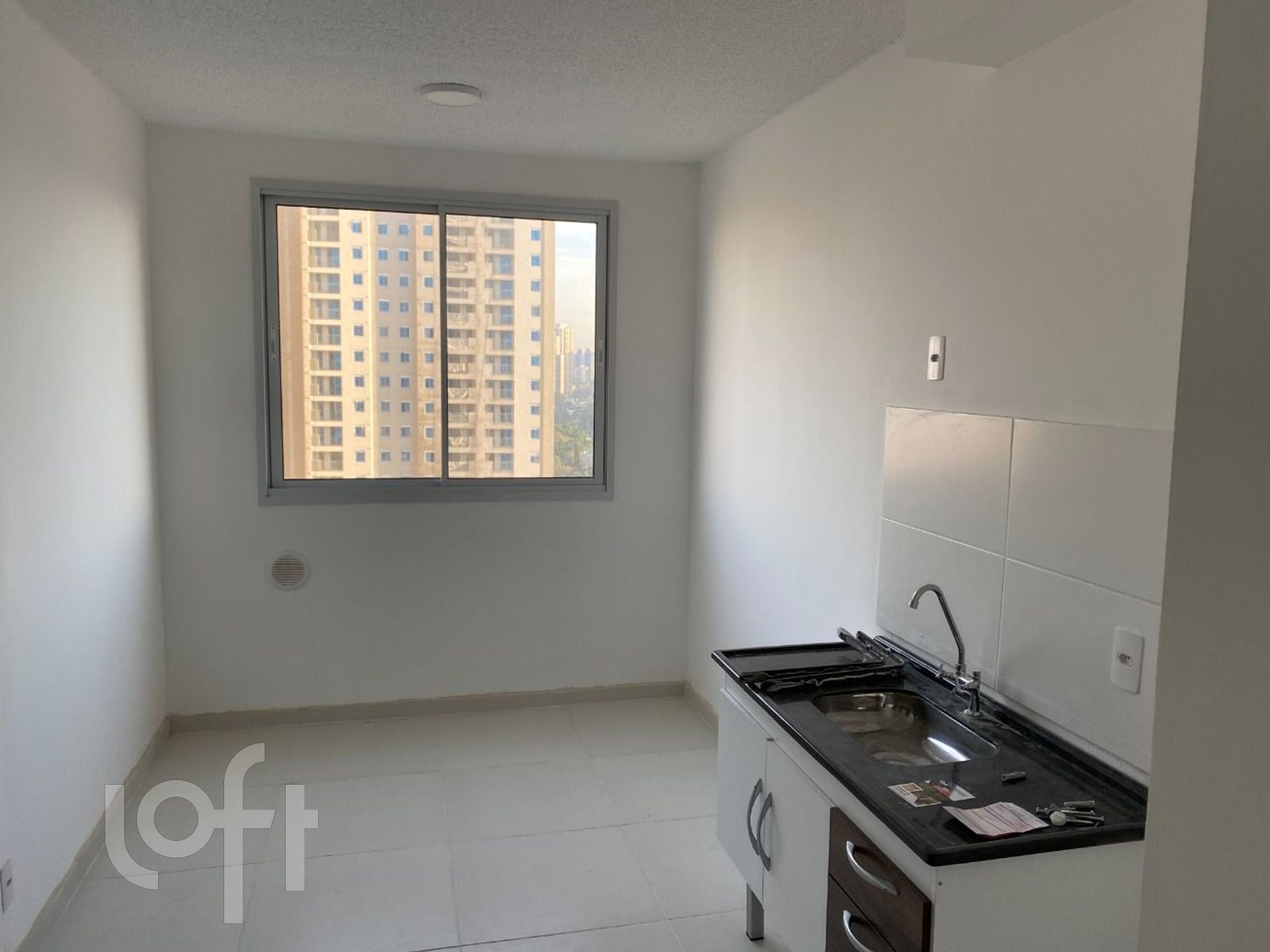 Apartamento à venda em Cidade Ademar com 24 m², 1 quarto