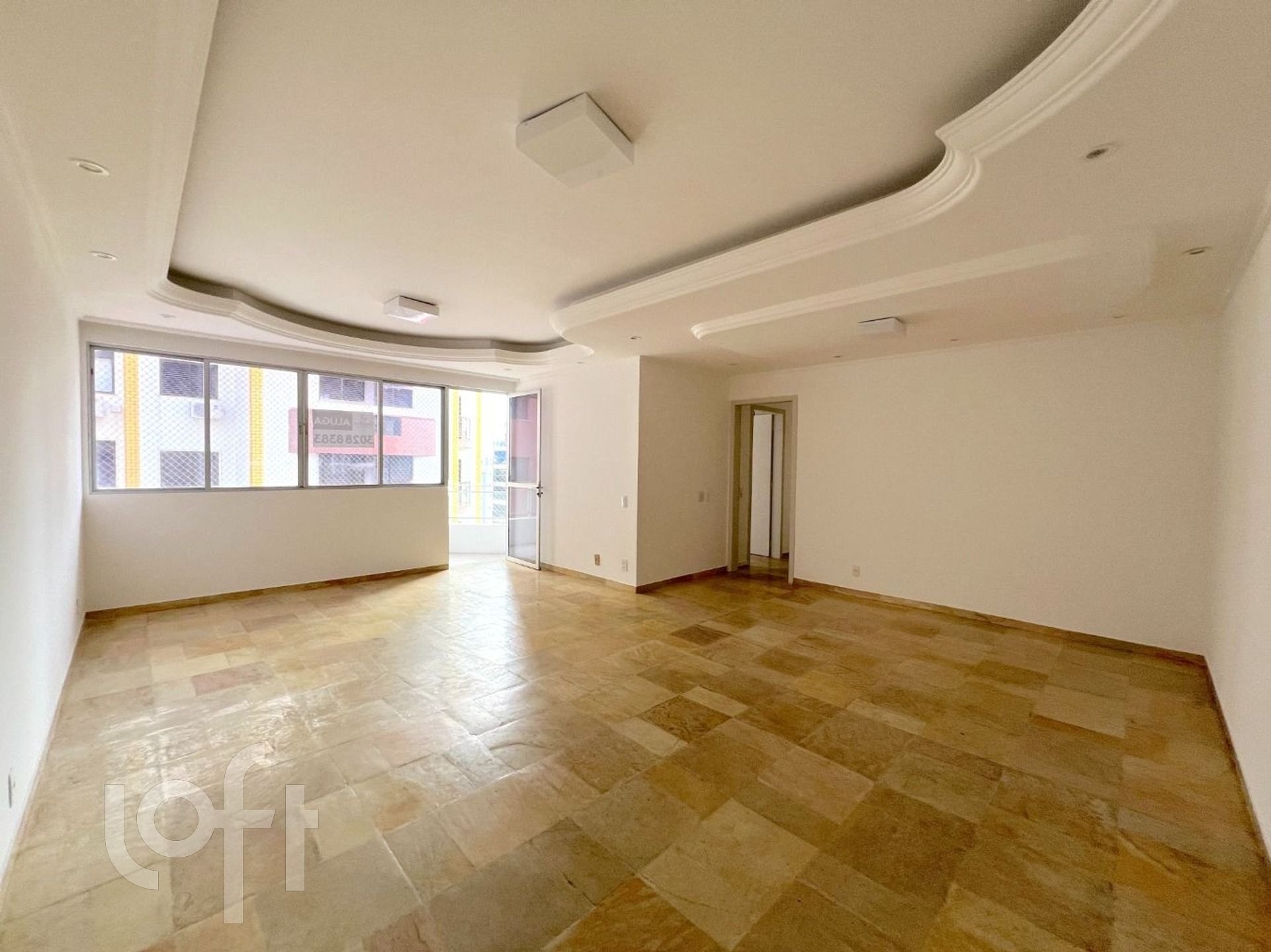 Apartamento à venda em Centro com 131 m², 3 quartos, 1 suíte, 2 vagas