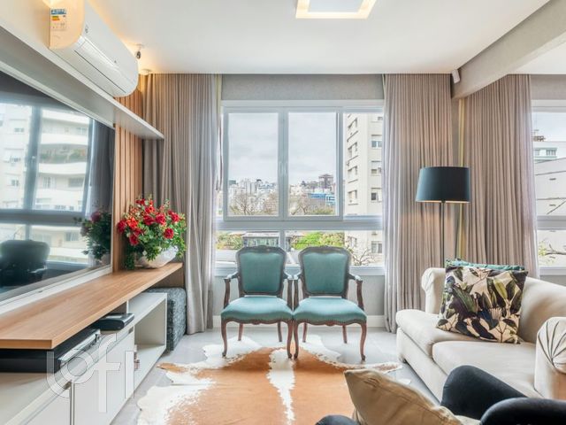 Apartamento com 120m², 3 dormitórios, 1 suíte, 1 vaga, Moinhos de Vento em Porto Alegre