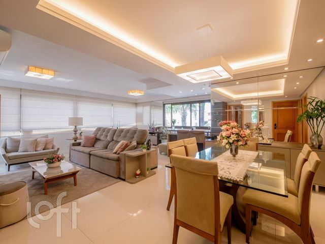 Apartamento com 165m², 3 dormitórios, 1 suíte, 2 vagas, Menino Deus em Porto Alegre