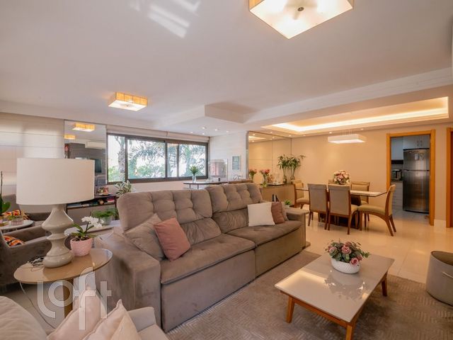 Apartamento com 165m², 3 dormitórios, 1 suíte, 2 vagas, Menino Deus em Porto Alegre