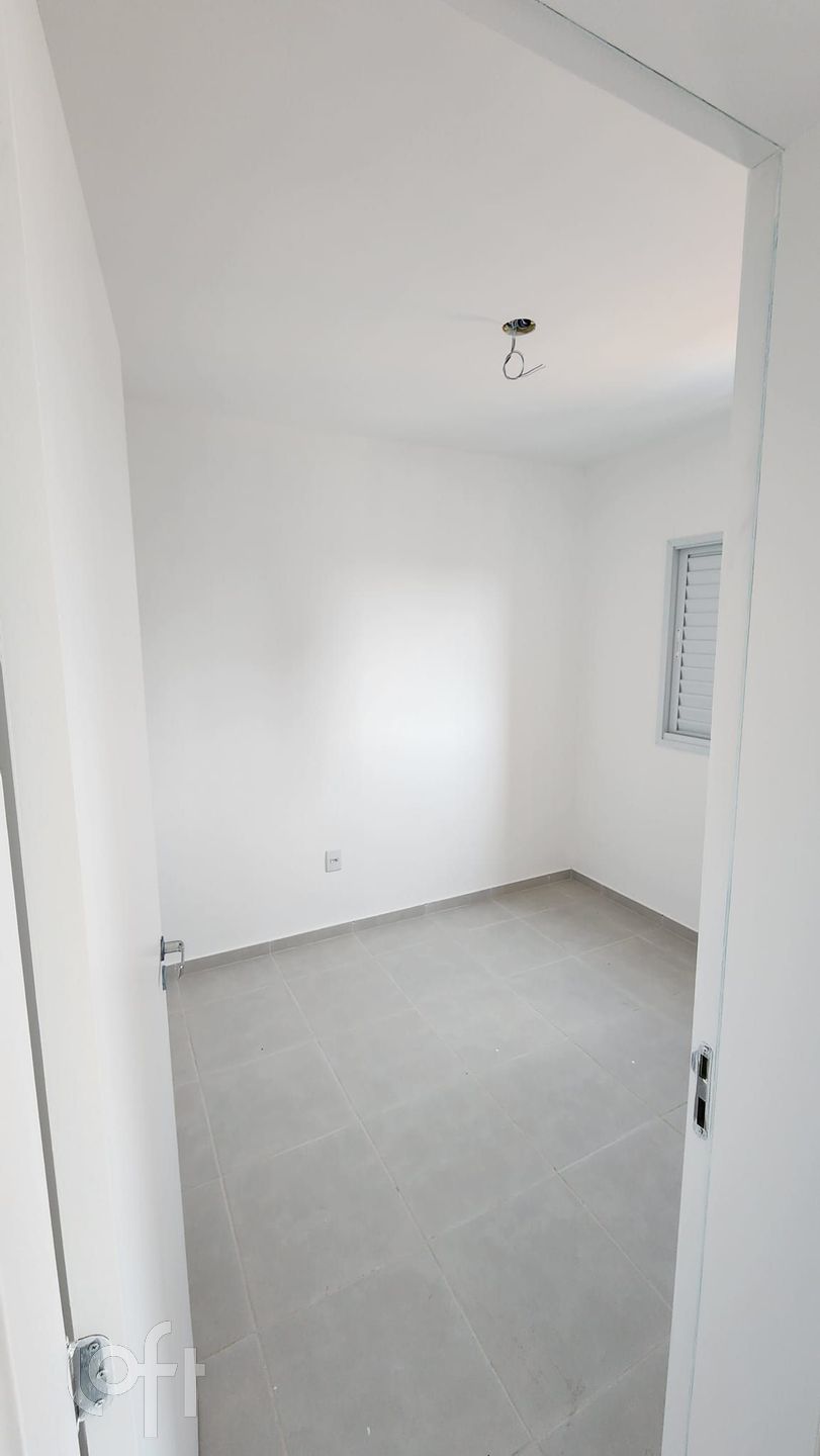 Apartamento à venda com 2 quartos, 32m² - Foto 3