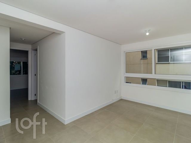 Apartamento com 55m², 2 dormitórios, 1 suíte, 1 vaga, Petrópolis em Porto Alegre