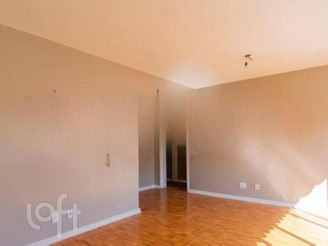 Apartamento com 112m², 3 dormitórios, 1 suíte, 2 vagas, Rio Branco em Porto Alegre