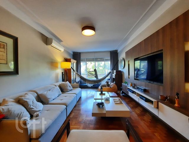 Apartamento com 131m², 3 dormitórios, 1 vaga, Cidade Baixa em Porto Alegre
