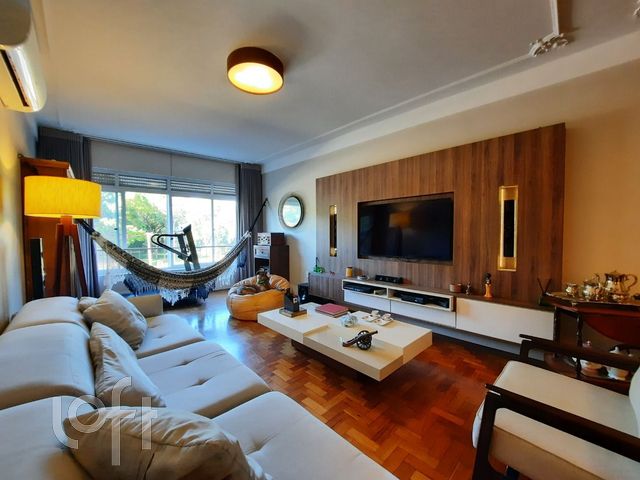 Apartamento com 131m², 3 dormitórios, 1 vaga, Cidade Baixa em Porto Alegre