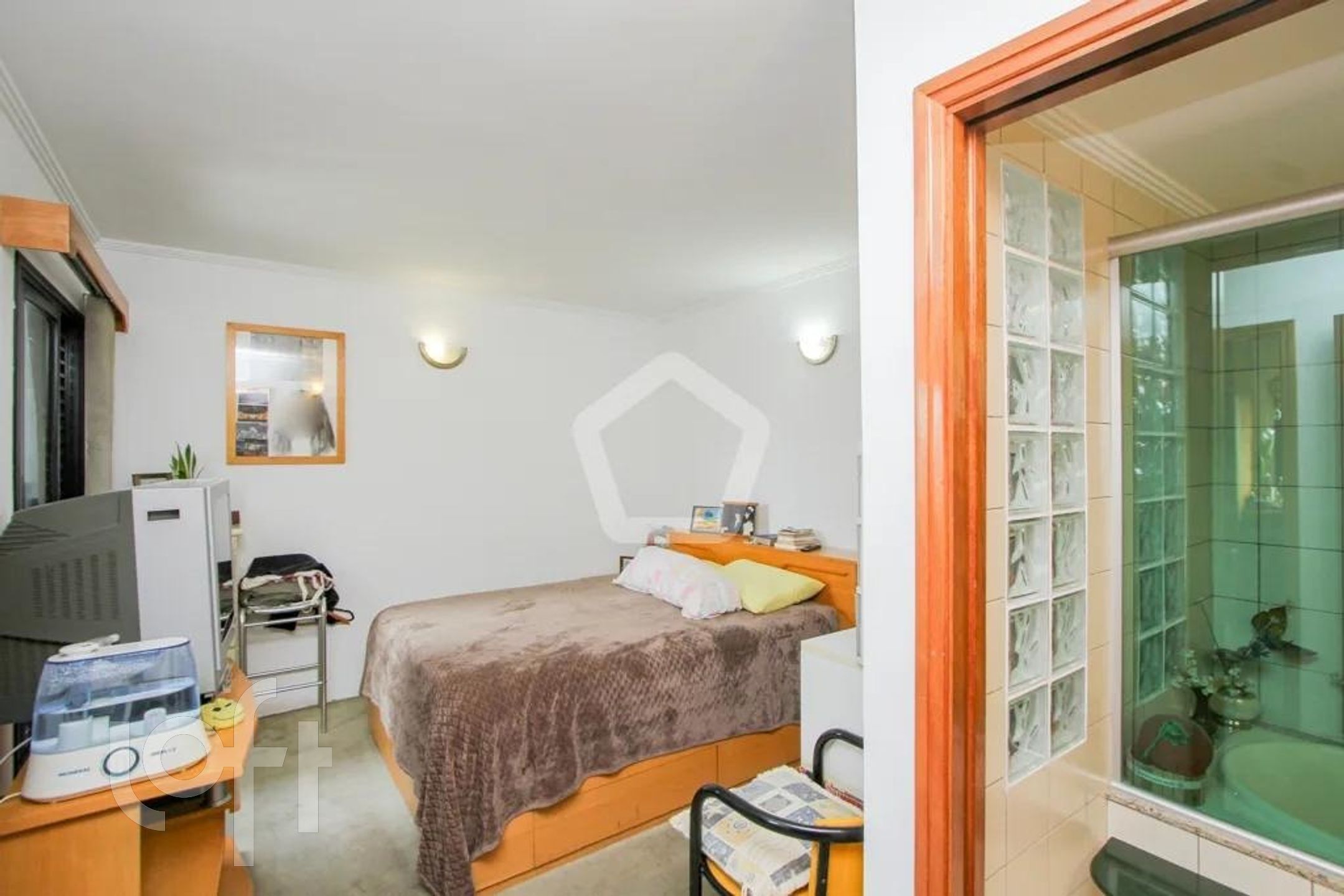 Apartamento à venda com 3 quartos, 105m² - Foto 3