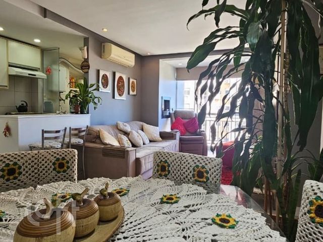 Apartamento com 74m², 3 dormitórios, 1 suíte, 1 vaga, Vila Ipiranga em Porto Alegre