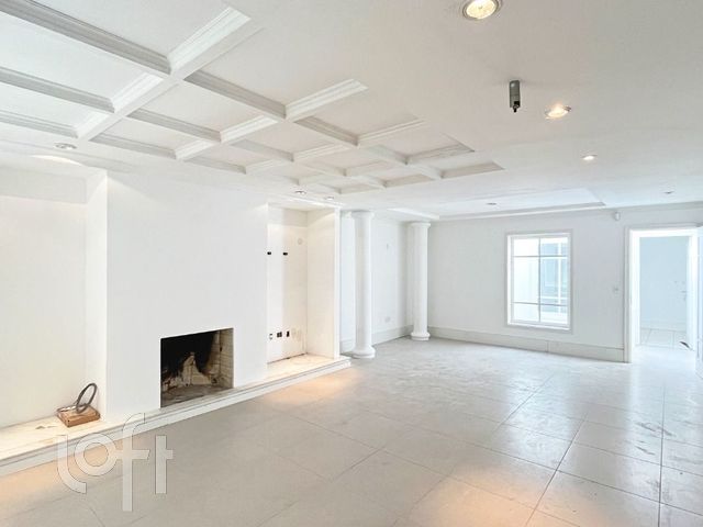 Casa com 268m², 4 dormitórios, 1 suíte, 3 vagas, Três Figueiras em Porto Alegre