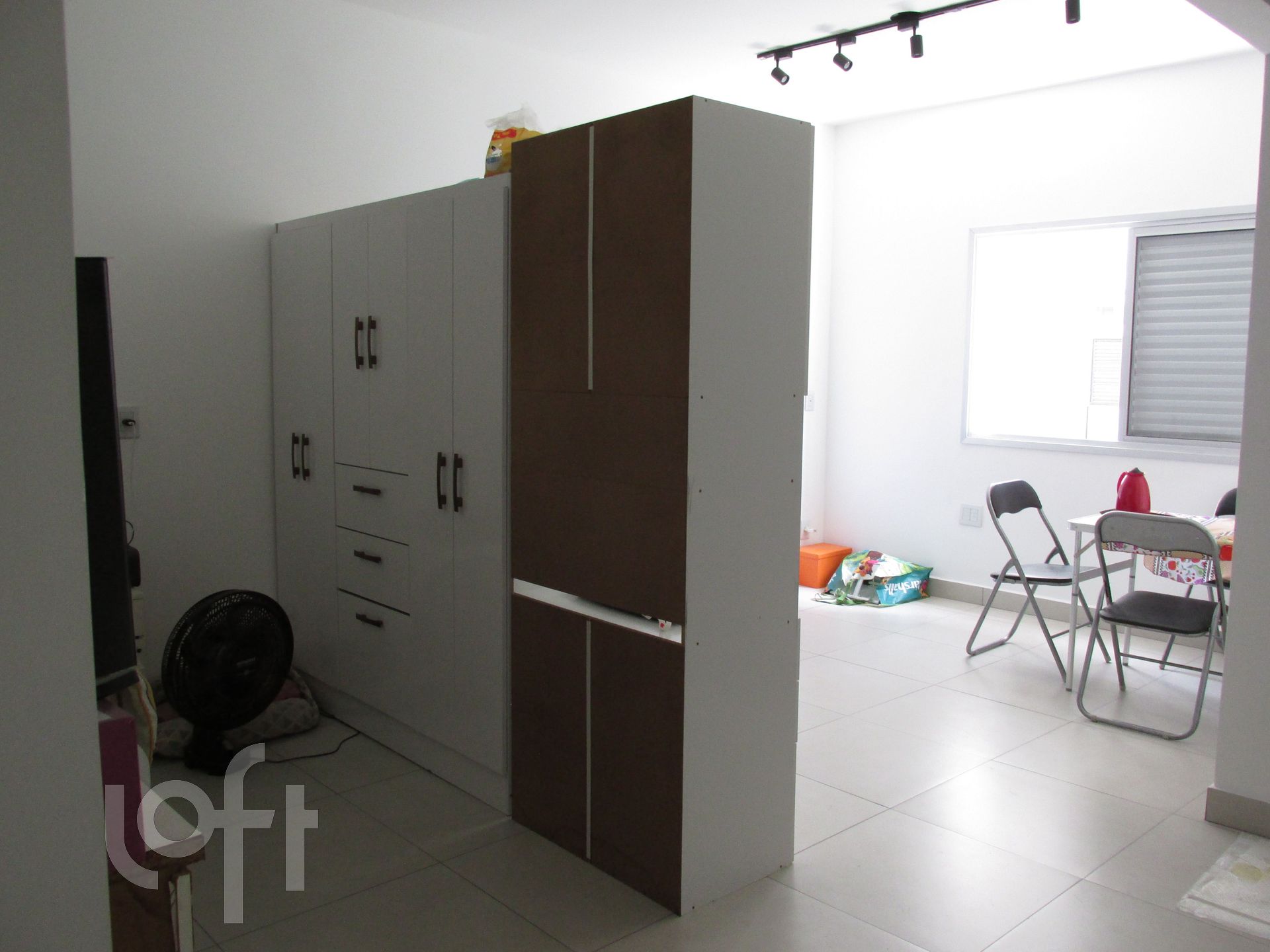 Apartamento à venda com 1 quarto, 27m² - Foto 1