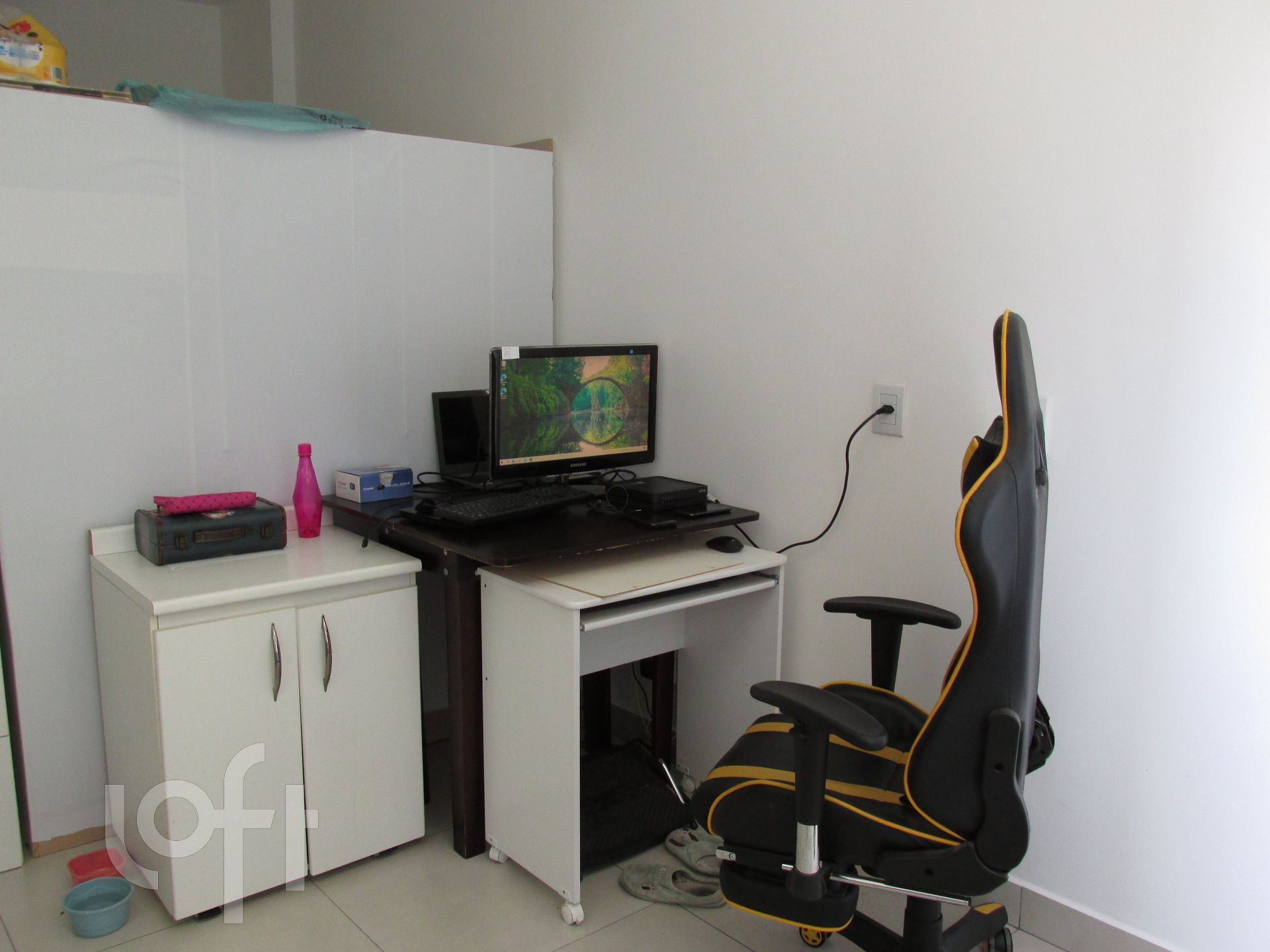 Apartamento à venda com 1 quarto, 27m² - Foto 2