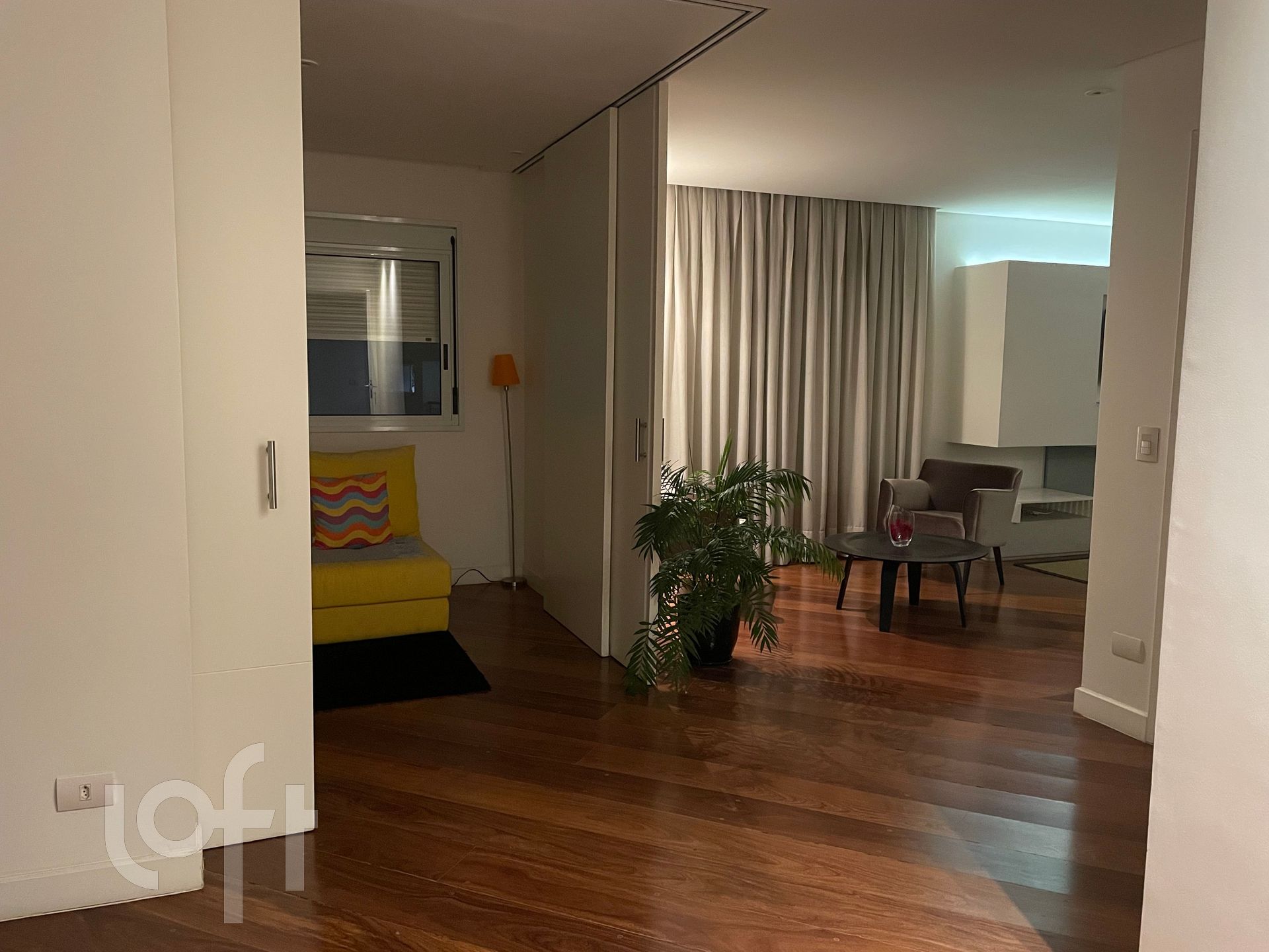 Apartamento à venda com 4 quartos, 167m² - Foto 12