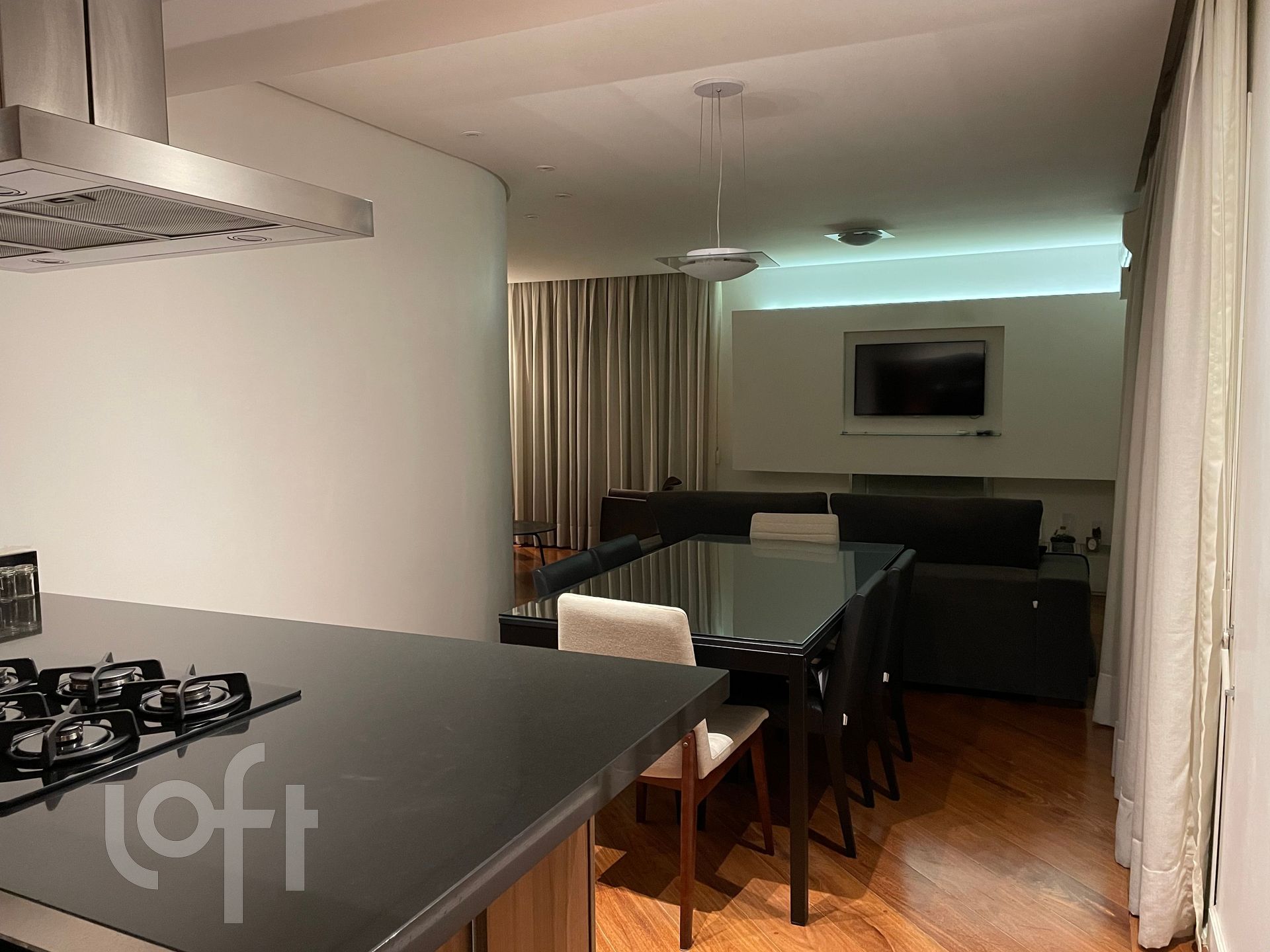 Apartamento à venda com 4 quartos, 167m² - Foto 11