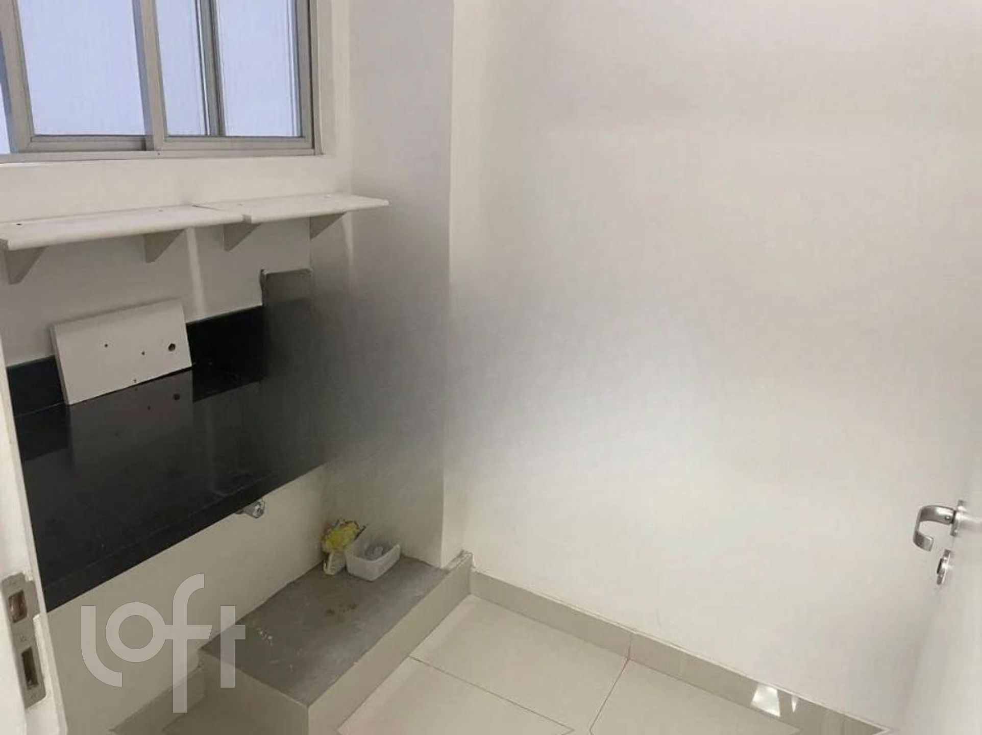 Apartamento à venda com 2 quartos, 70m² - Foto 15