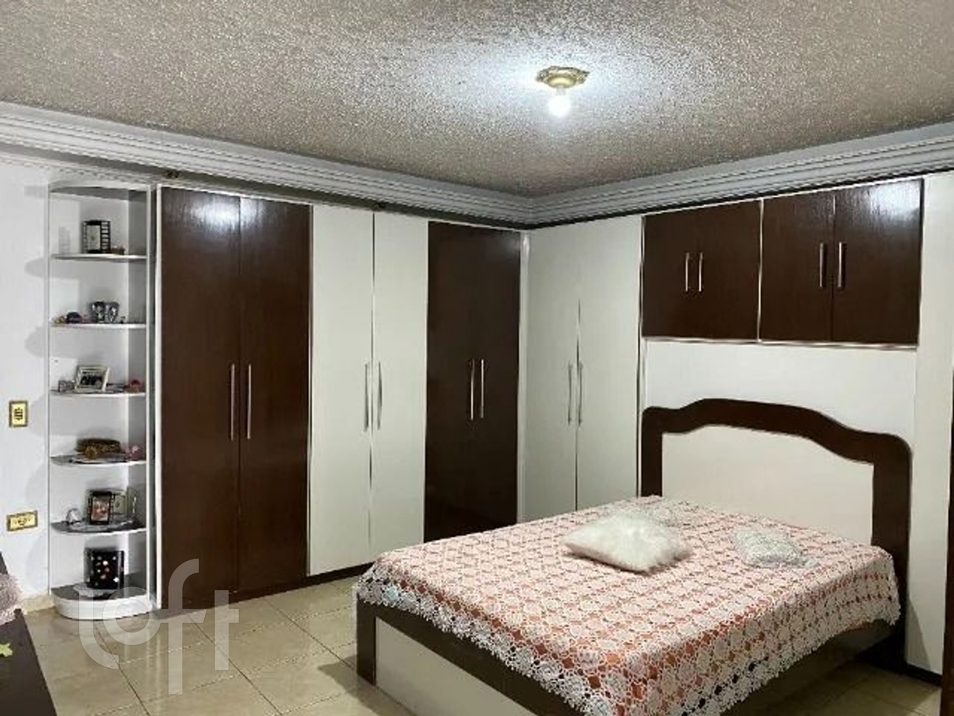 Casa à venda com 3 quartos, 300m² - Foto 10