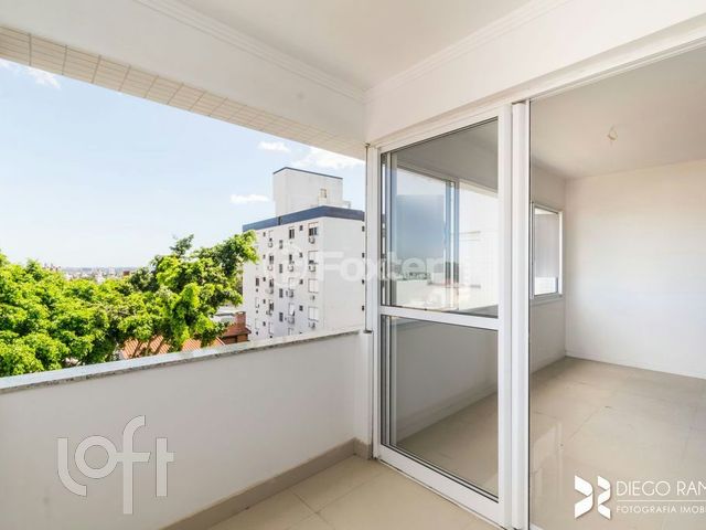 Apartamento com 79m², 2 dormitórios, 1 suíte, 2 vagas, Vila Ipiranga em Porto Alegre