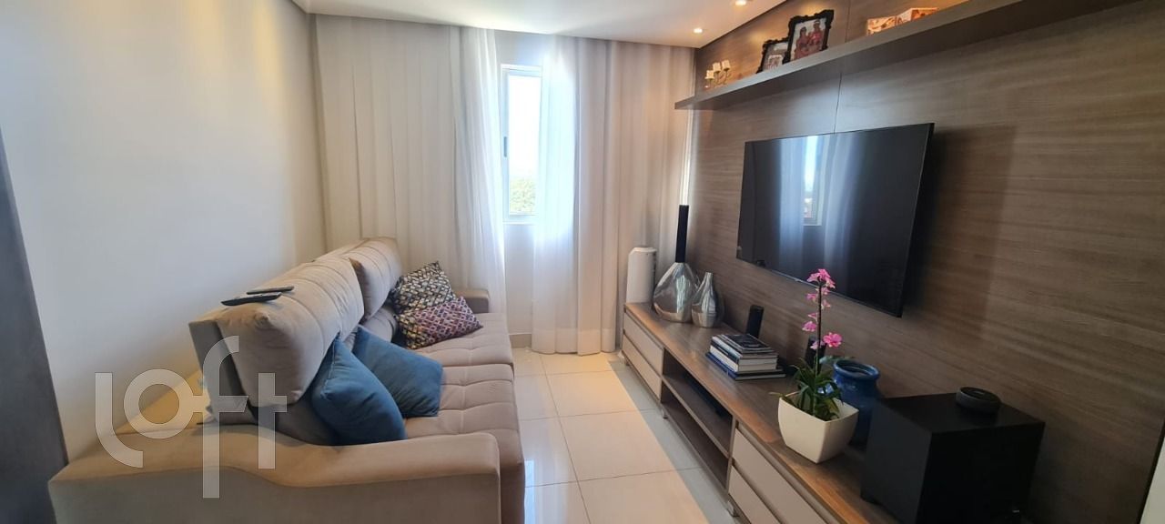 Apartamento à venda com 4 quartos, 115m² - Foto 2