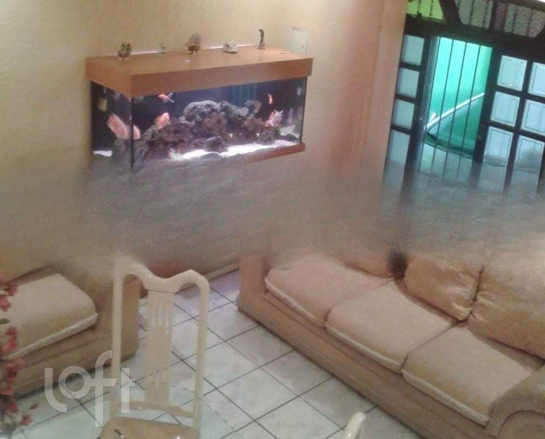 Casa à venda com 3 quartos, 130m² - Foto 1