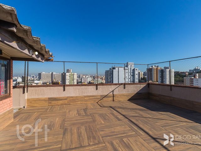 Apartamento com 238m², 3 dormitórios, 1 suíte, 1 vaga, Santa Cecília em Porto Alegre