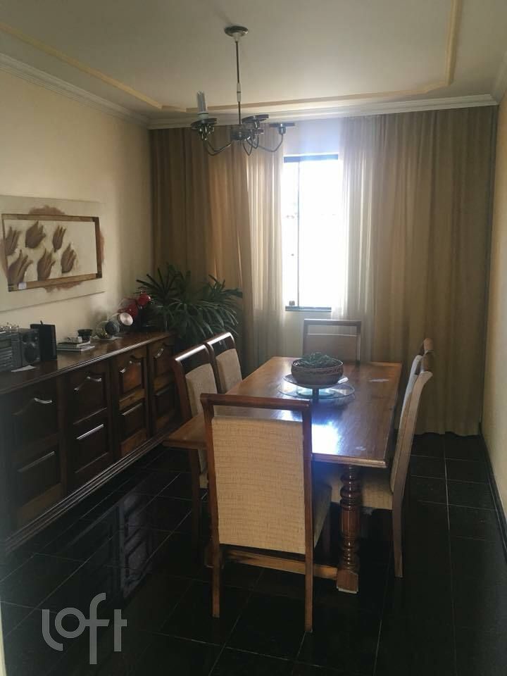 Casa à venda com 4 quartos, 240m² - Foto 21