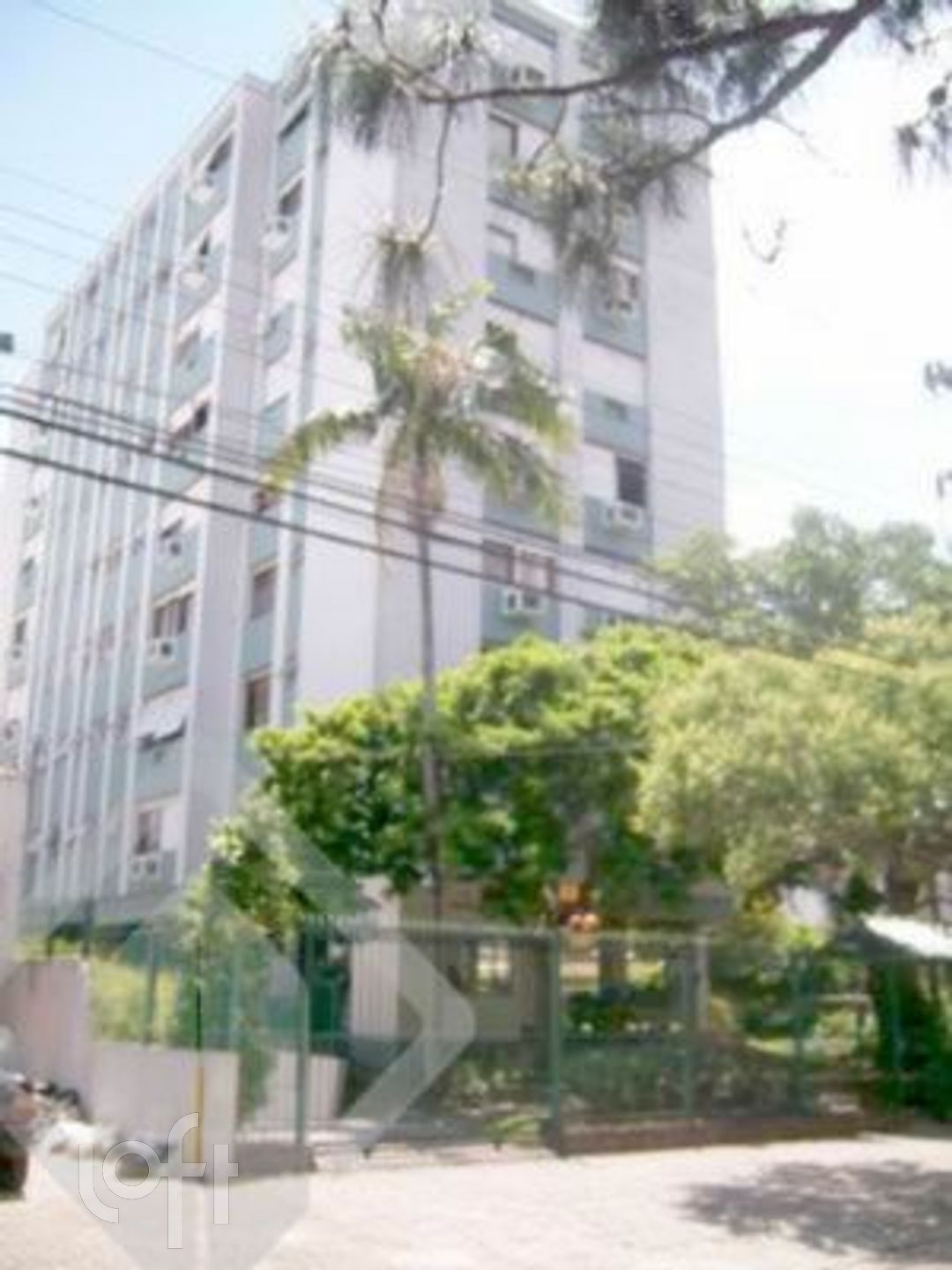 Apartamento com 74m², 2 dormitórios, 1 vaga, Menino Deus em Porto Alegre