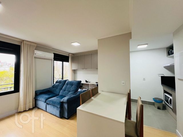 Apartamento com 43m², 1 dormitório, 1 vaga, Auxiliadora em Porto Alegre