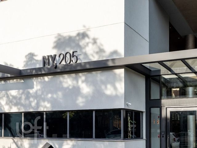 Apartamento com 43m², 1 dormitório, 1 vaga, Auxiliadora em Porto Alegre